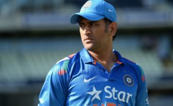 M.S.Dhoni Under Criticism from Social Media