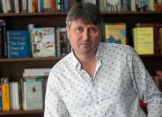 Poet Laureate Simon Armitage to Fund Nature Poetry Prize