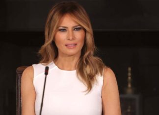 Melania Trump did not Write Traditional Thank You Note to White House Staff Melania Trump